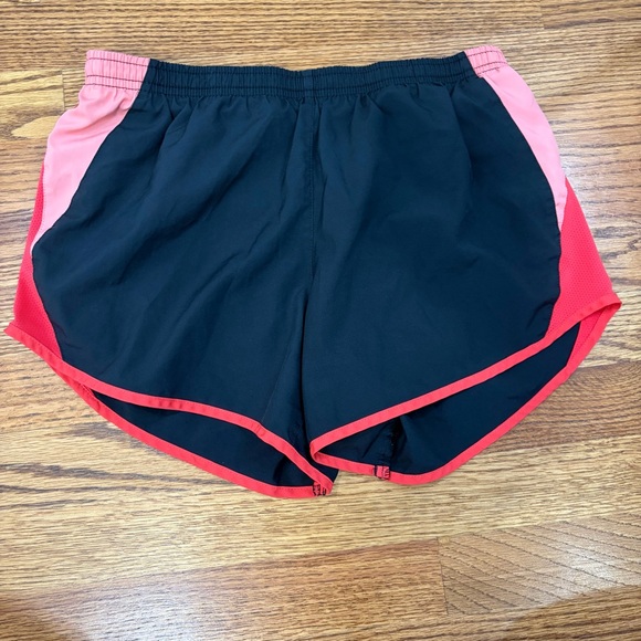 Nike Pants - Nike Dri-FIT Tempo Women's Brief-Lined
Running Shorts
